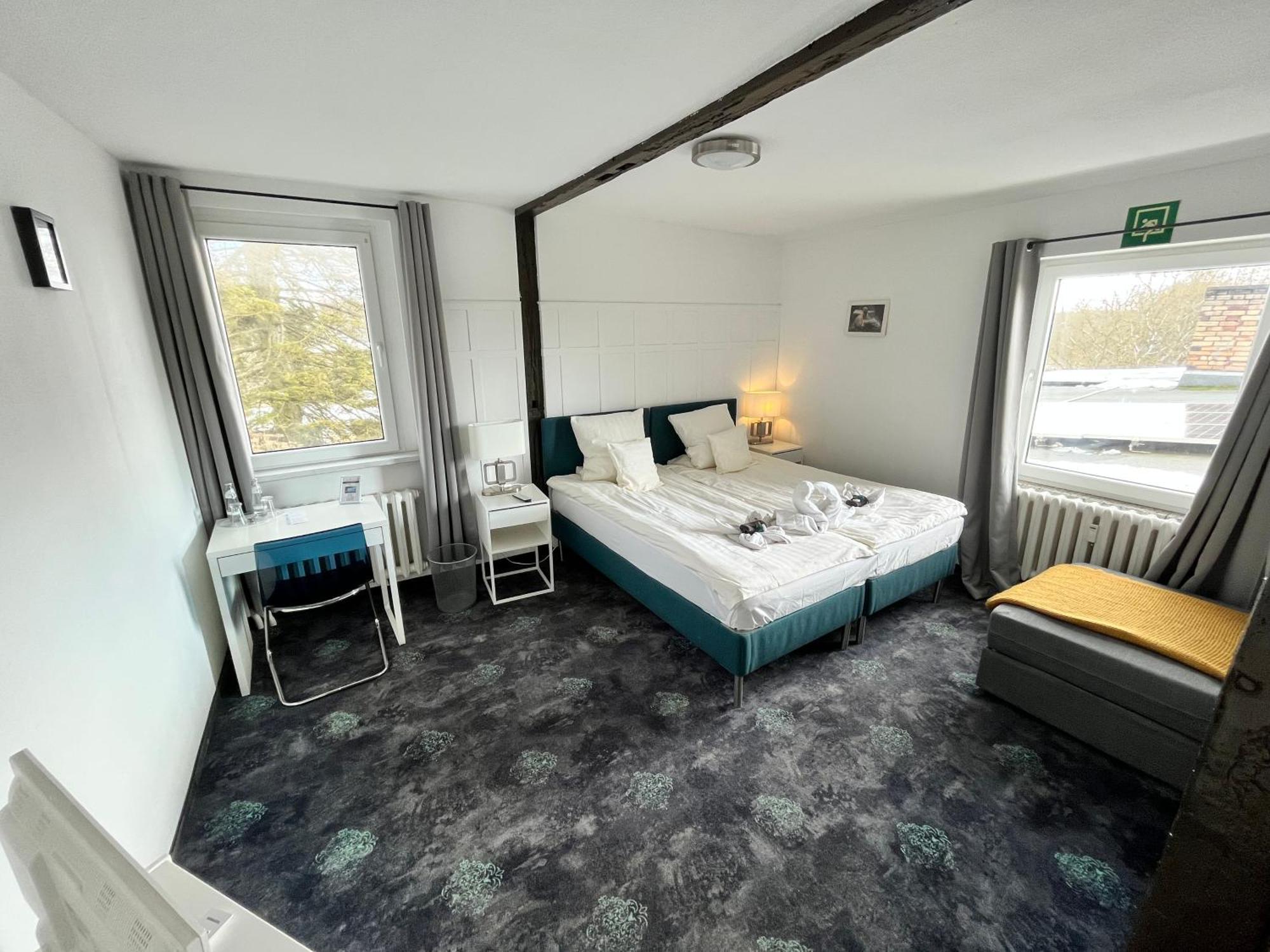 Riverside Inn Oderberg Экстерьер фото