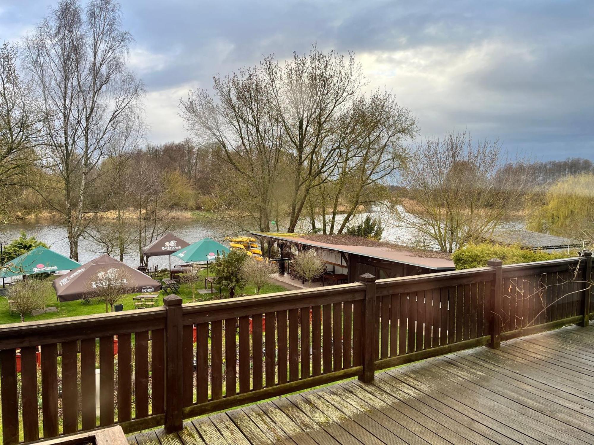 Riverside Inn Oderberg Экстерьер фото